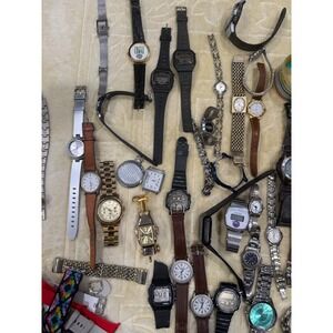 Assorted Lot 30+ Vintage Analog Digital Watches Quartz Bands Face Styles